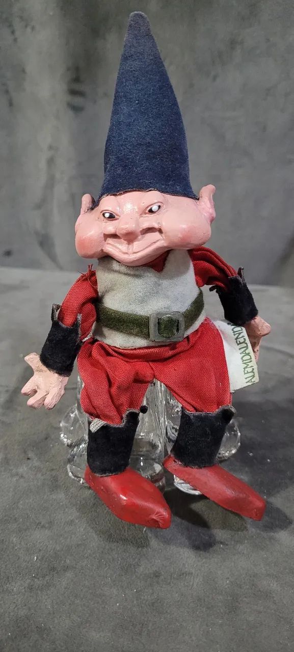 Duende Helgo antigo,original além da lenda anos 90,item de coleção. 