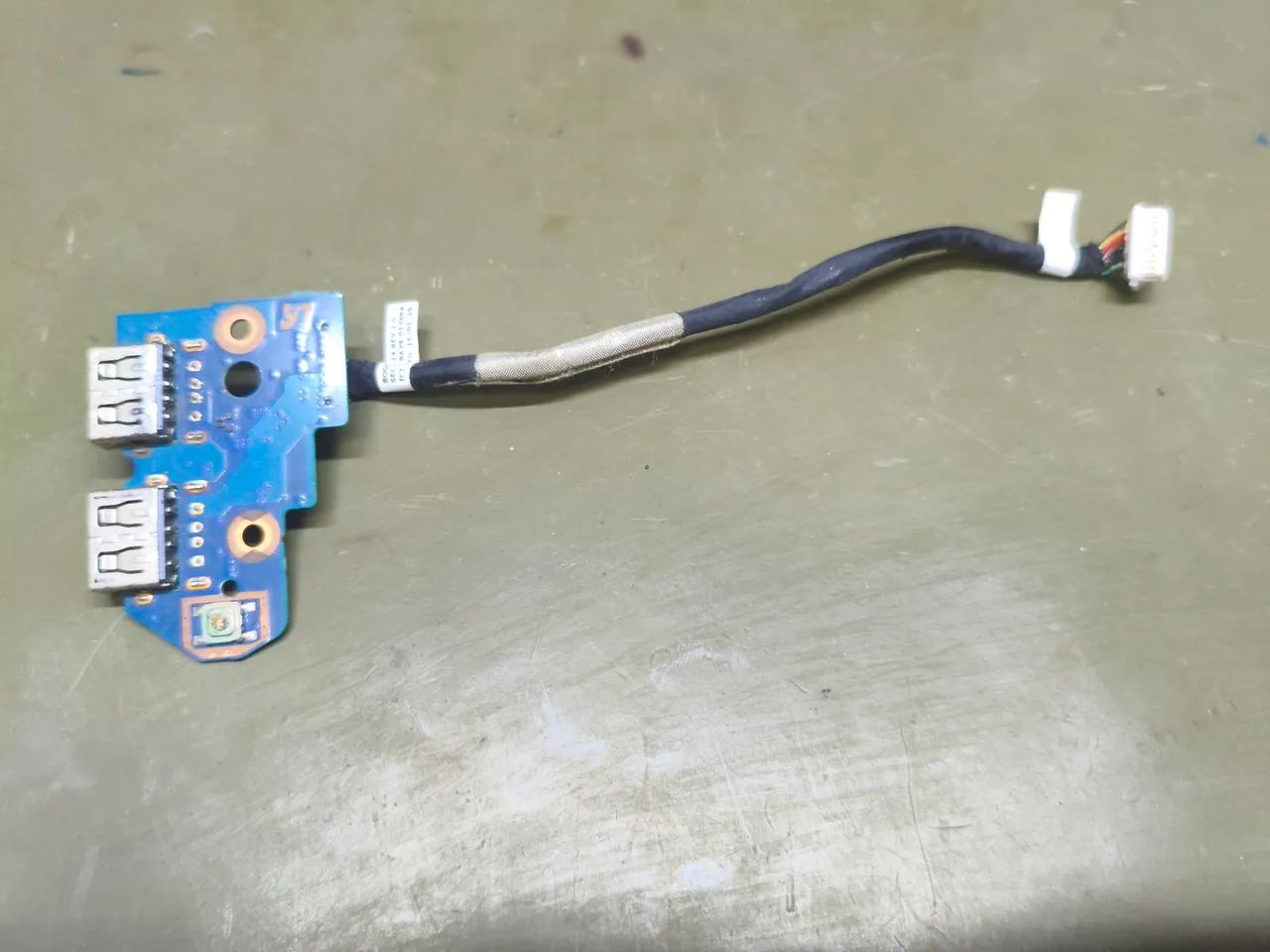 Placa Usb Botão Power Para Samsung Np370e4k Ba92-14764a - Foto 2