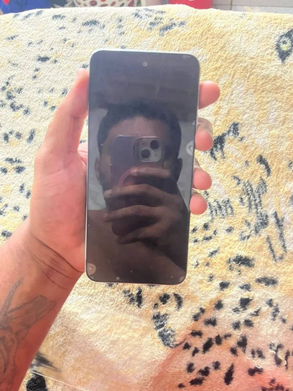 Celular Infinix hot 60i  - Foto 3