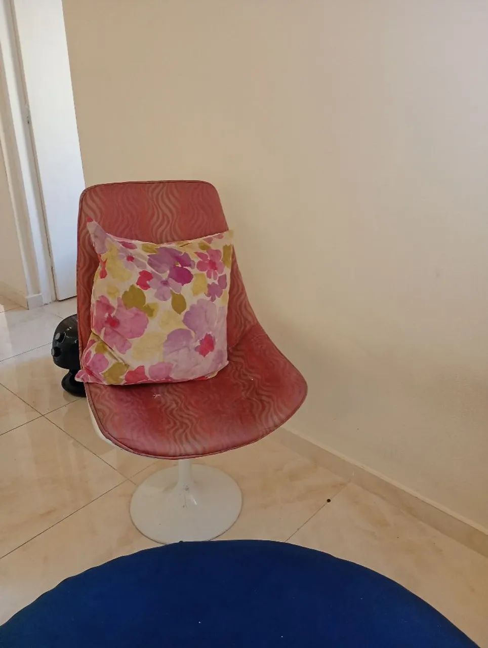 Vendo conjunto de cadeiras para sala  - Foto 3