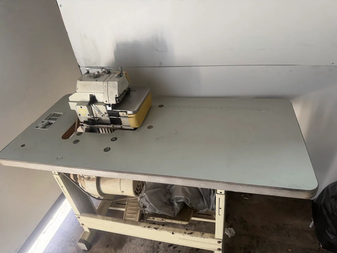 Vendo maquina overlock / interlock - Foto 4