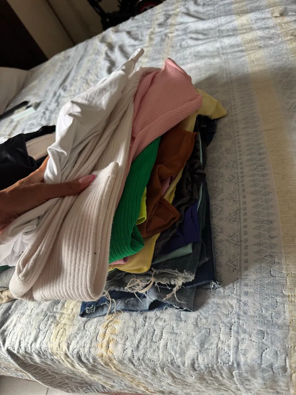 Mais de 50 peças de roupas  - Foto 4