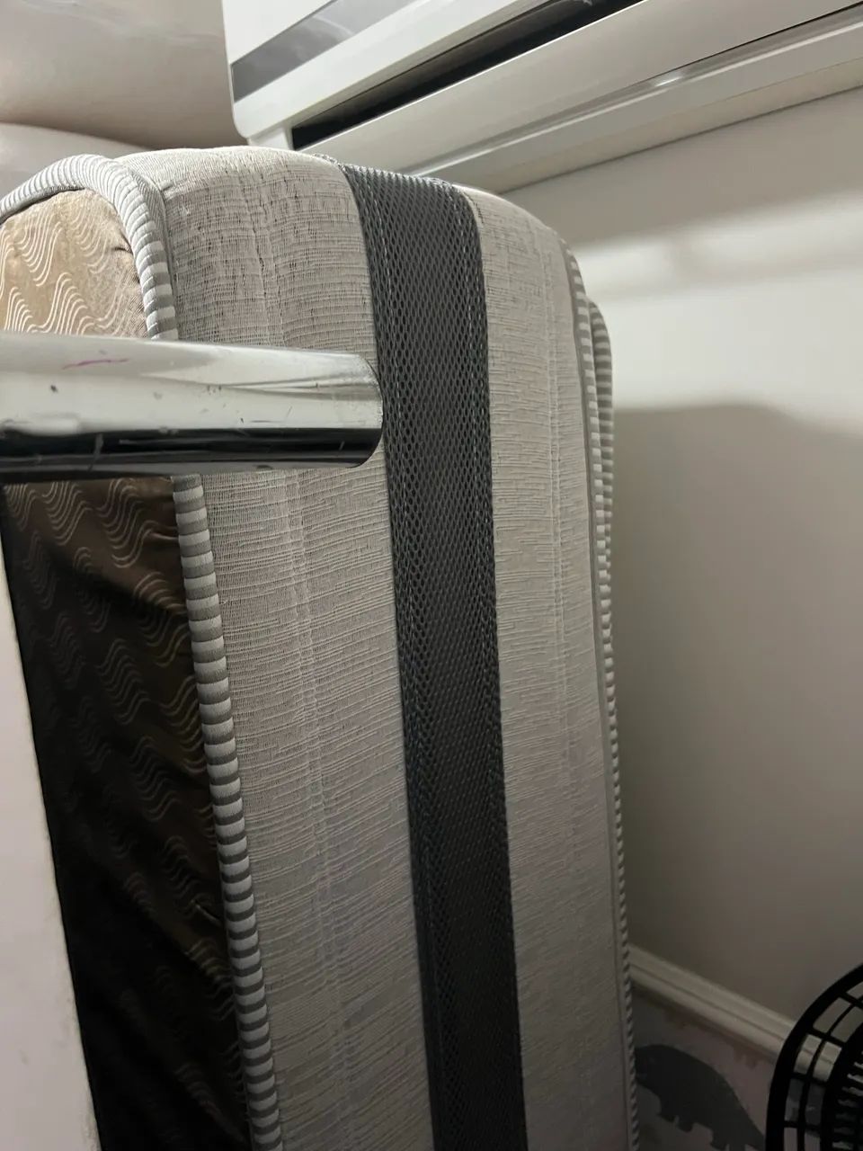 Cama box queen branca ortobom com colchão 