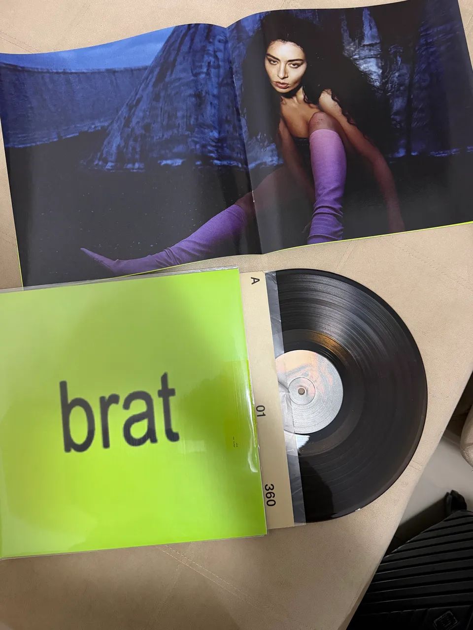 Vinil Charli XCX - brat - Foto 3