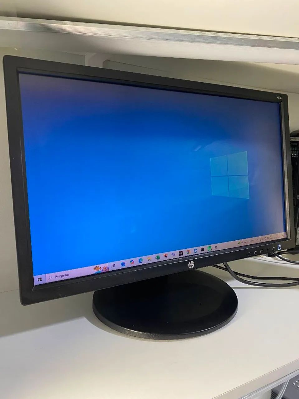 Monitor LG Giratorio 20 polegadas Completo