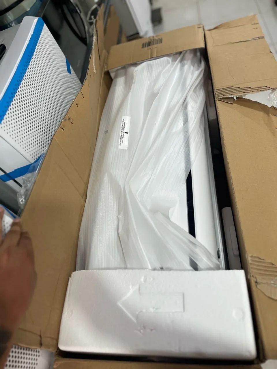 Split midea inverte 24000btu nova na caixa  - Foto 2
