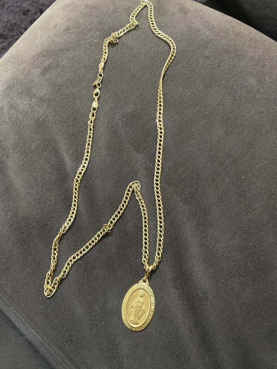 Vendo cordão de prata com banho de ouro  legítimo 