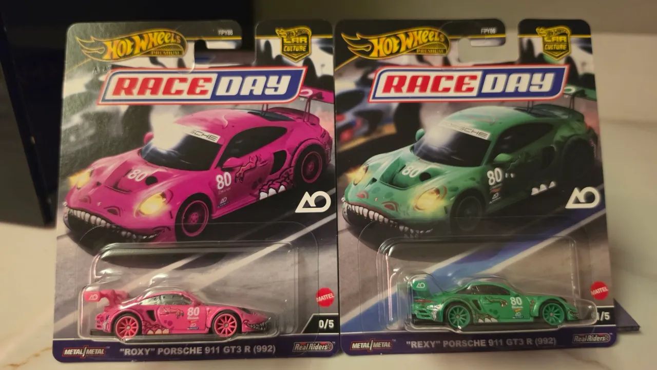 Hot wheels Roxy e Rexy