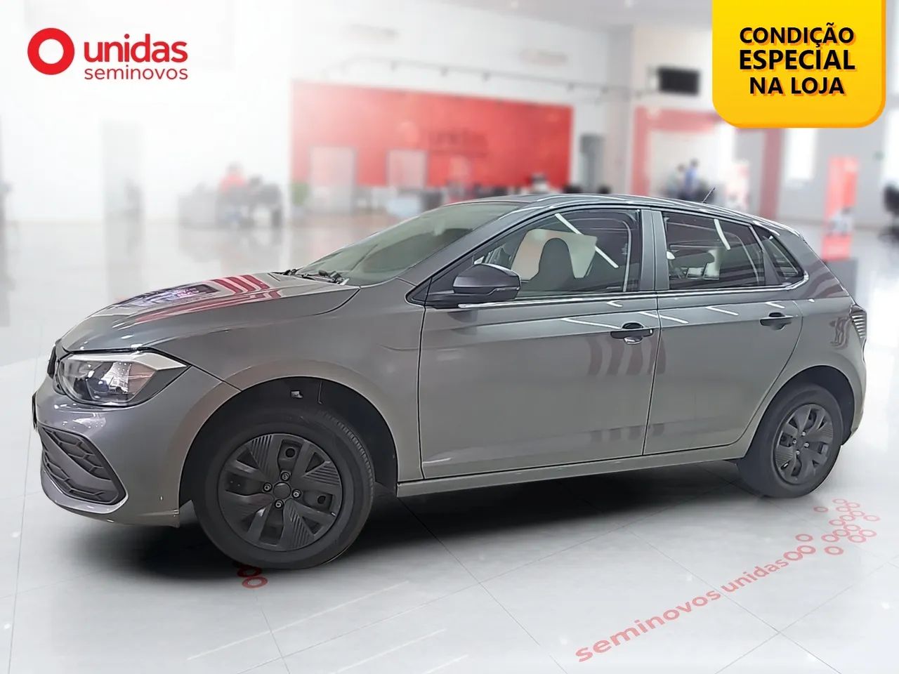 Volkswagen Polo Track 1.0 Flex 12V 5p, foto 1 de 20
