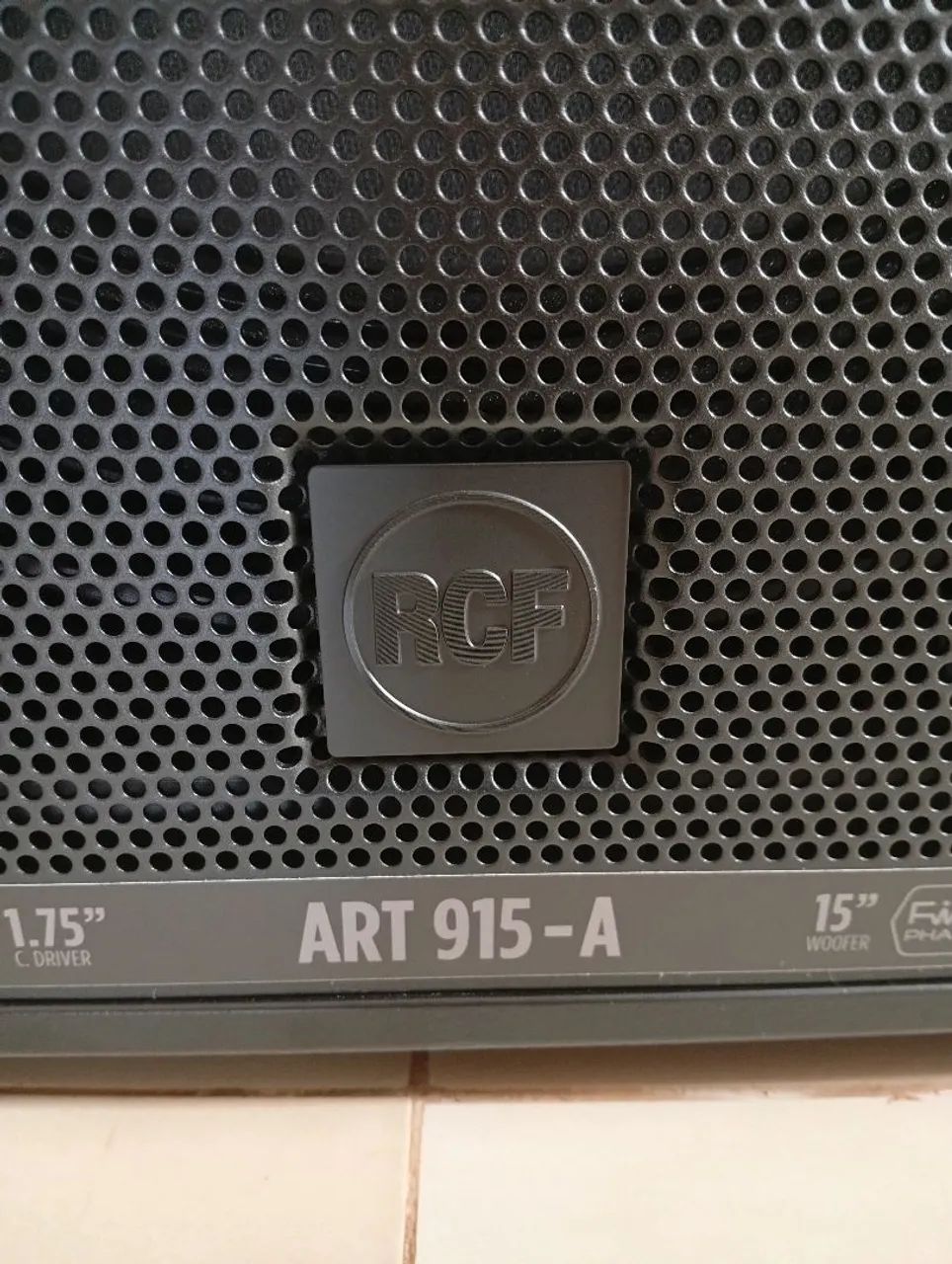 Caixa ativa RCF ART 915 NOVA - Foto 3