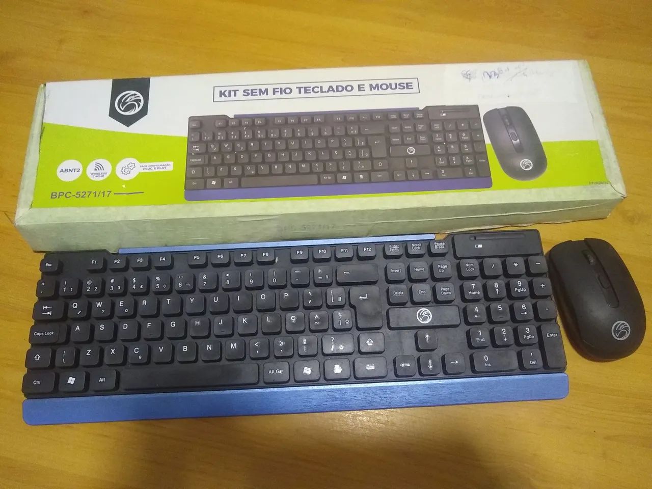 ? Kit Teclado e Mouse Sem Fio & Webcam V5 HD 720p com Microfone  - Foto 3
