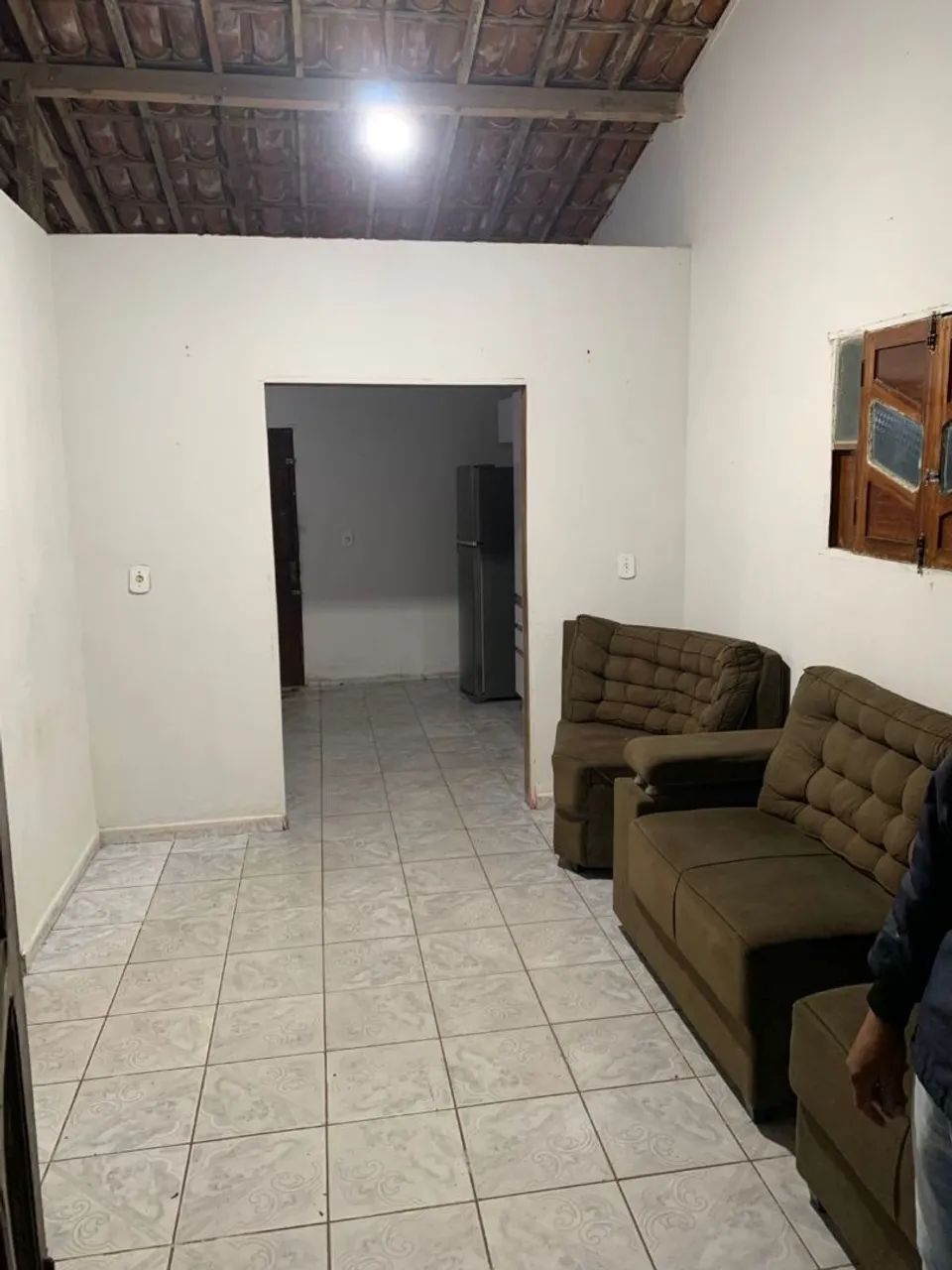 Casa boa na cidade e com garagem em Lagoa Seca