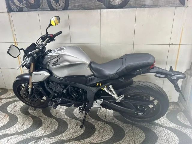 CB 650R - 2021 - Foto 4