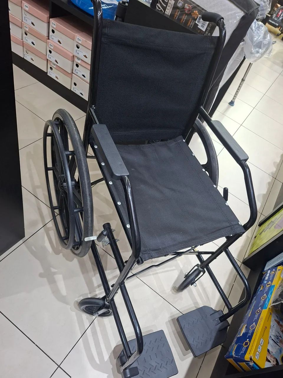 CADEIRA DE RODAS SIMPLES - Foto 5