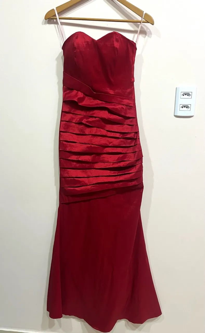 Vestido vermelho de festa