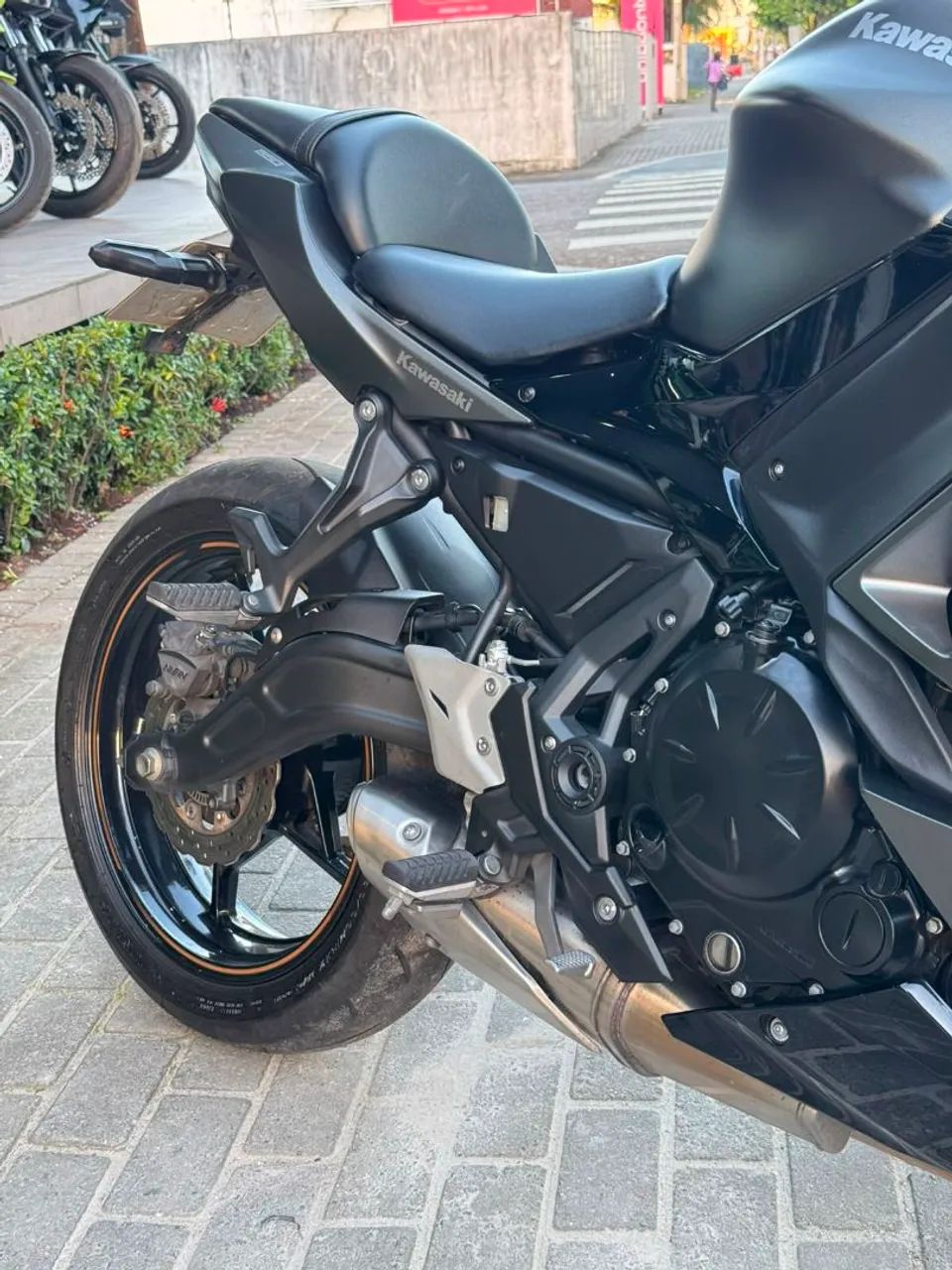KAWASAKI NINJA 650 ABS 2024 - Foto 2