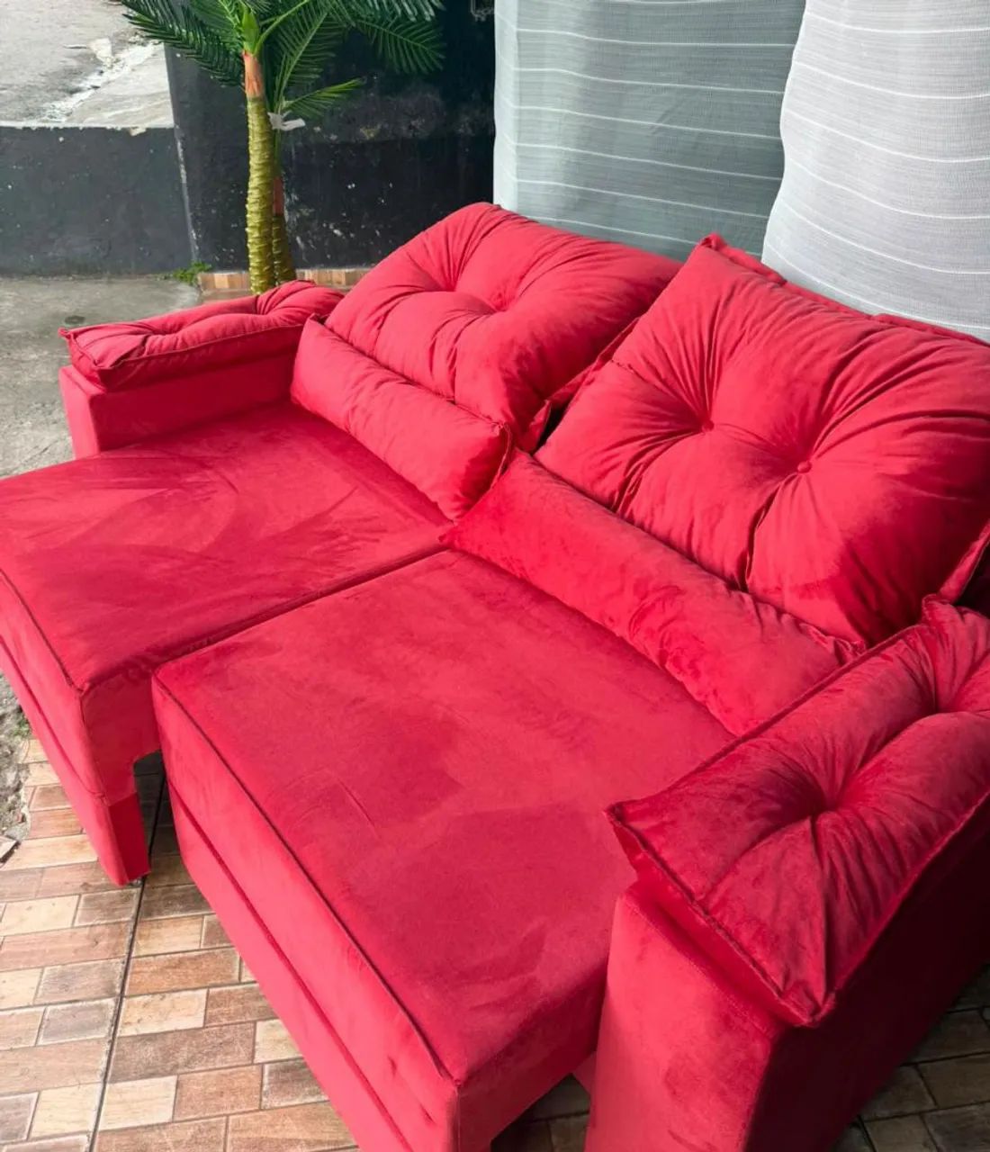 Sofá retrátil e reclinável com pillow top nos braços  - Foto 5