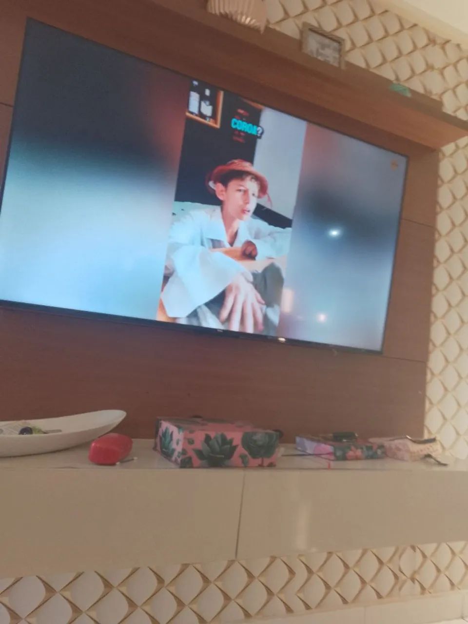 Tv semi nova TCL 