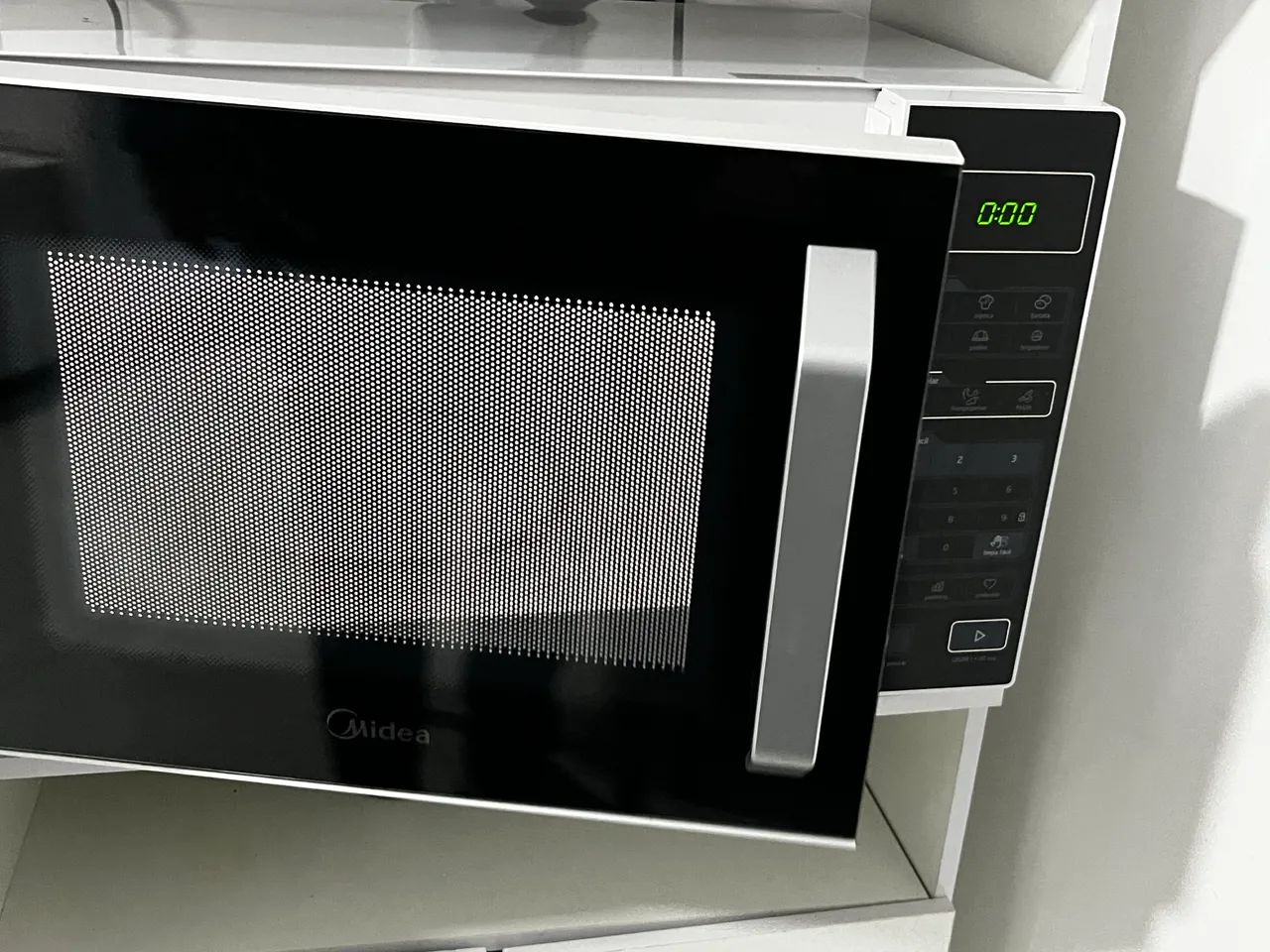 Micro-ondas Midea 32L
