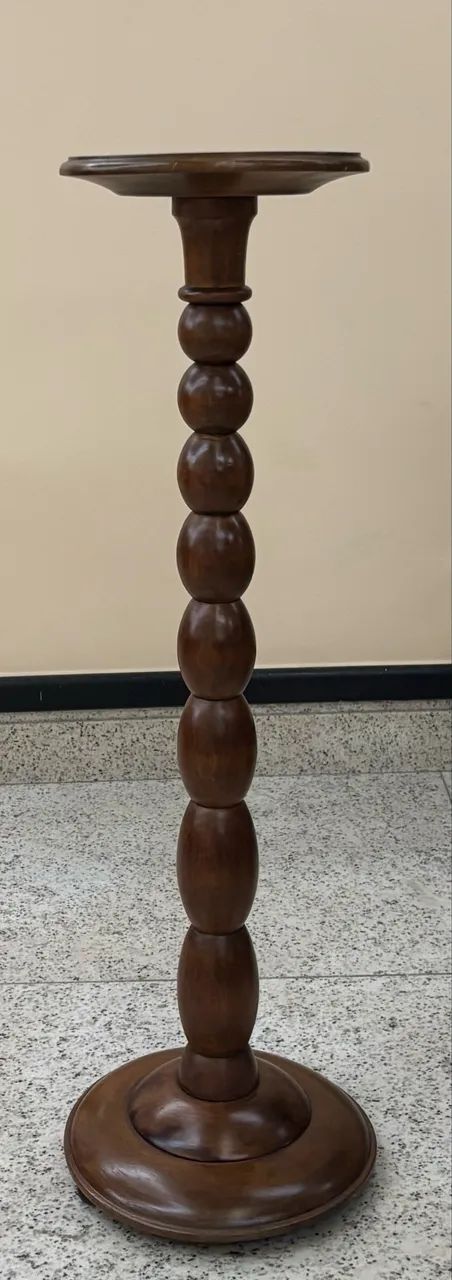 Coluna de madeira