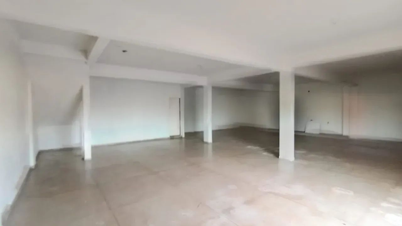 ALUGA-SE PONTO COMERCIAL PARA LOJA OU ACADEMIA. - Foto 2