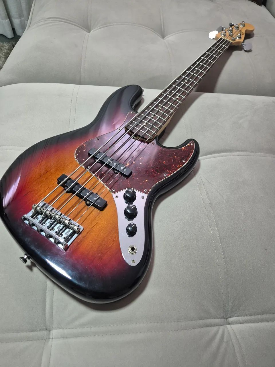 Baixo fender standard 5c 