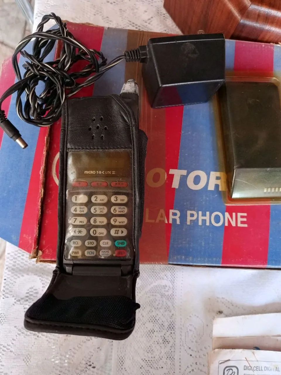 Celular antigo 