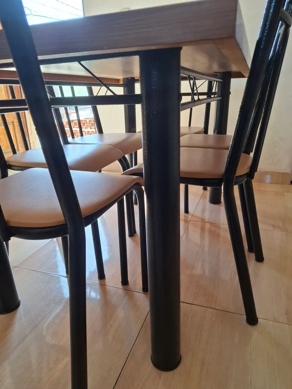 Mesa com 6 cadeiras - Foto 5