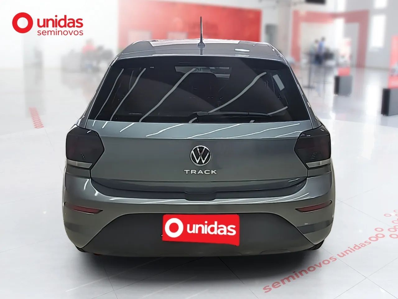 Volkswagen Polo Track 1.0 Flex 12V 5p, foto 6 de 20