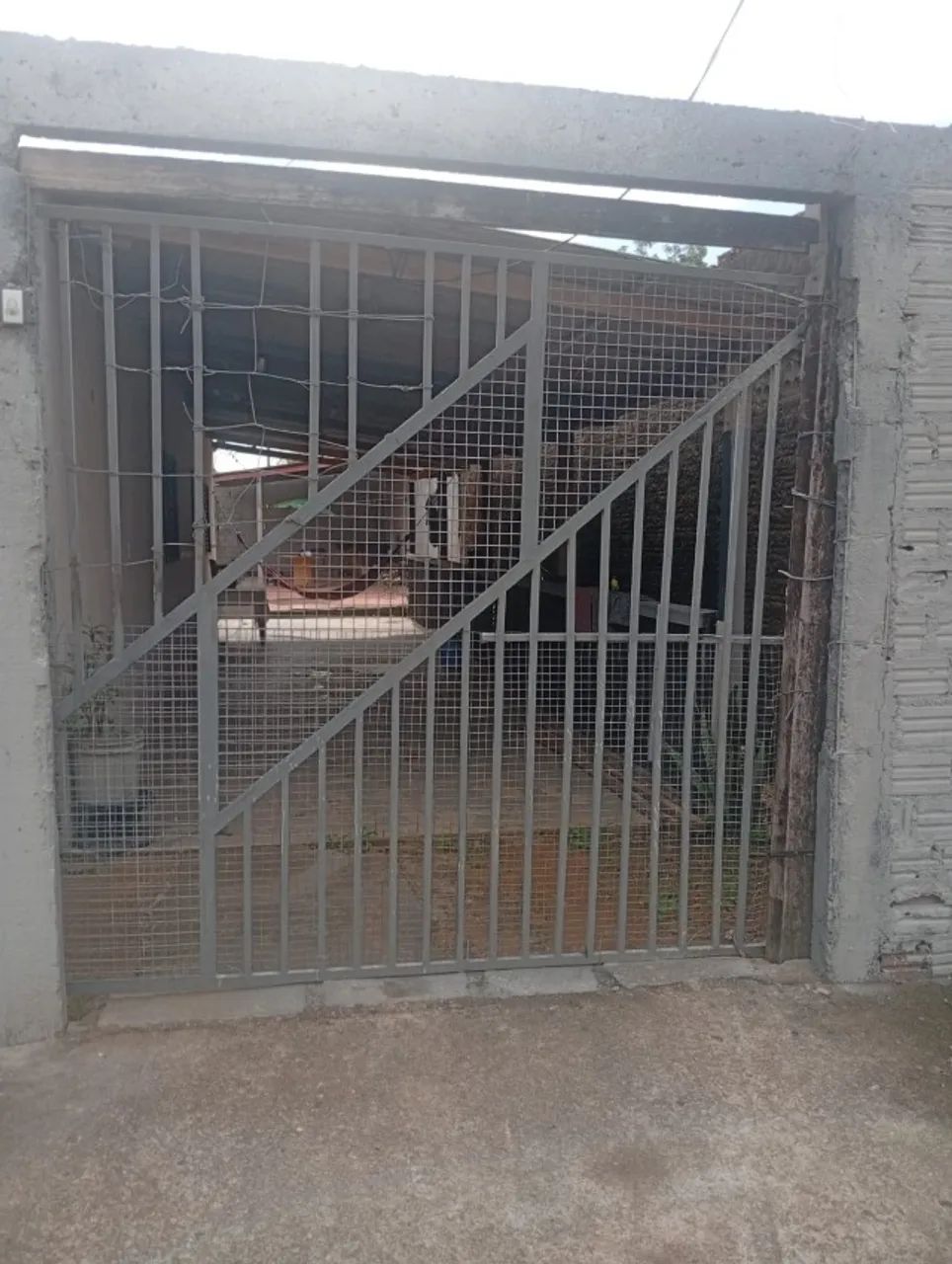 vende se uma casa no bairro jk2 - Foto 2