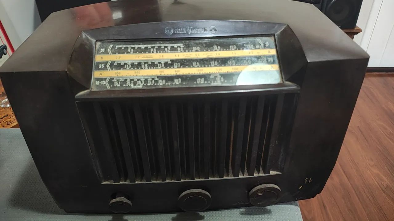 Rádio RCA Victor 1950 para restaurar - Foto 4