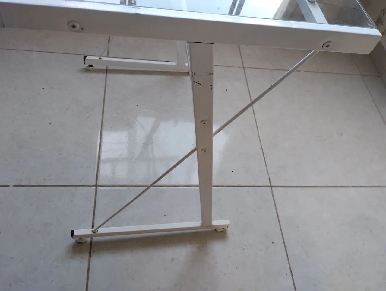 Mesa de estudo - Foto 5