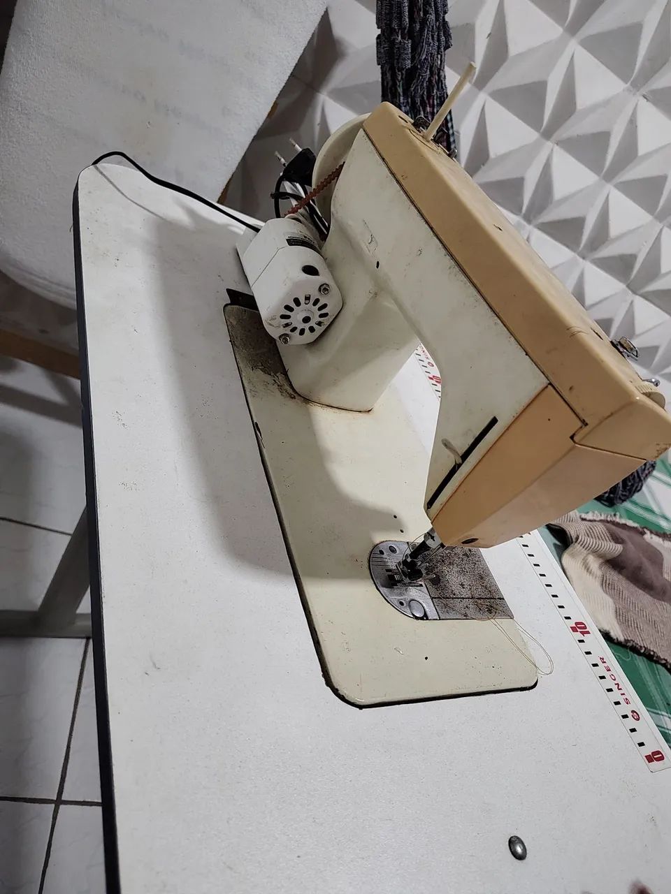 MÁQUINA DE COSTURA SINGER  - Foto 4