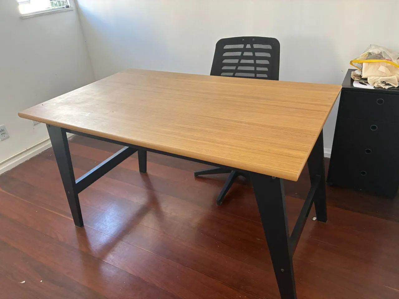Mesa de Estudos415075609587886080