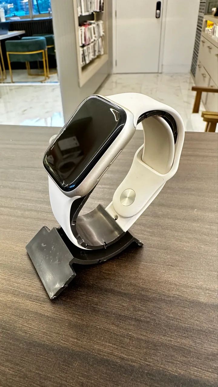 APPLE WATCH SE 2 44MM BATERIA 100% STARLIGHT SEMINOVO / LOJA FÍSICA  - Foto 3