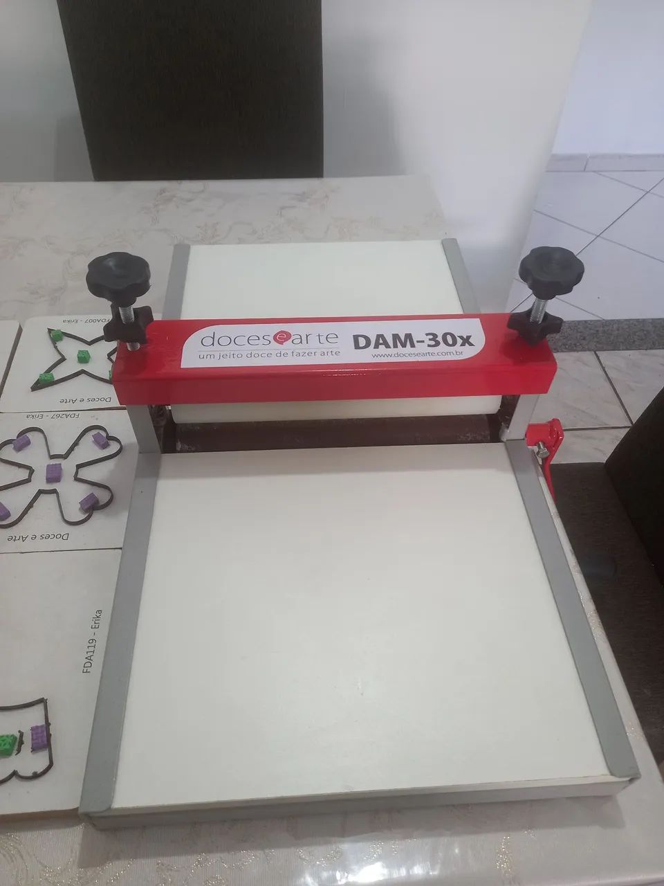 Máquina Corte e Vinco com 6 facas - Foto 2