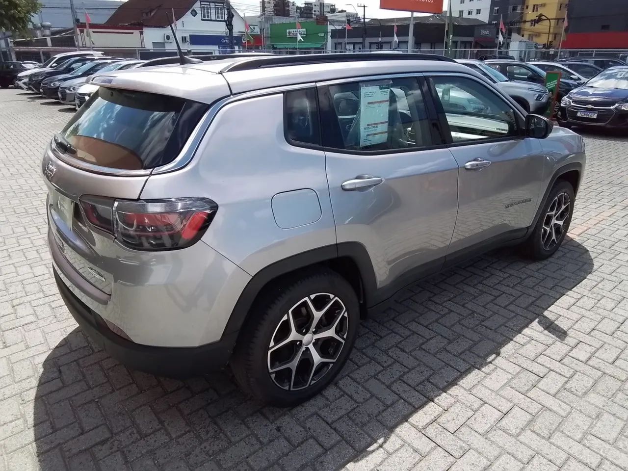 Jeep Compass Long. T270 1.3 TB 4X2 Flex AUT 2025 - Foto 5