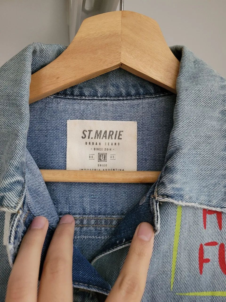 jaqueta jeans st marie customizada m - Foto 3