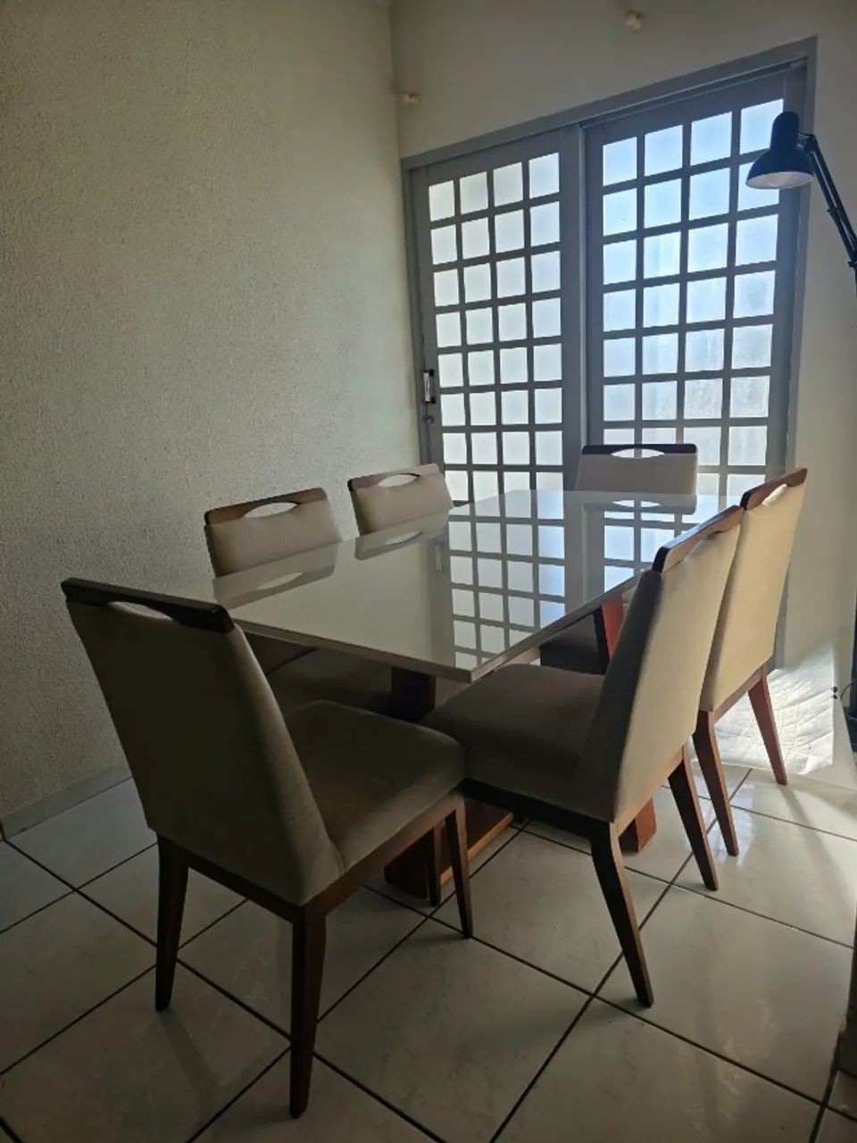 Mesa de jantar com 6 cadeiras - Foto 3