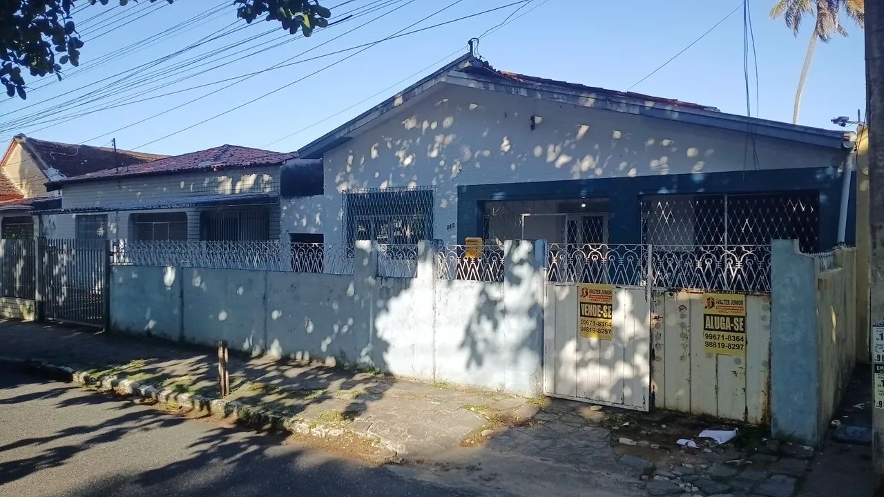 Casa para alugar no centro/ Tambia 