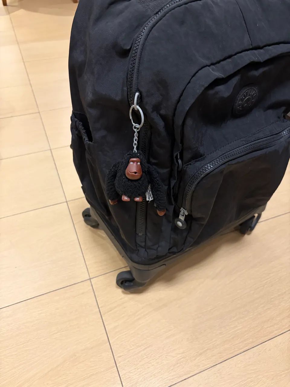 Mochila Kipling Preta - Ótimo estado - Foto 2