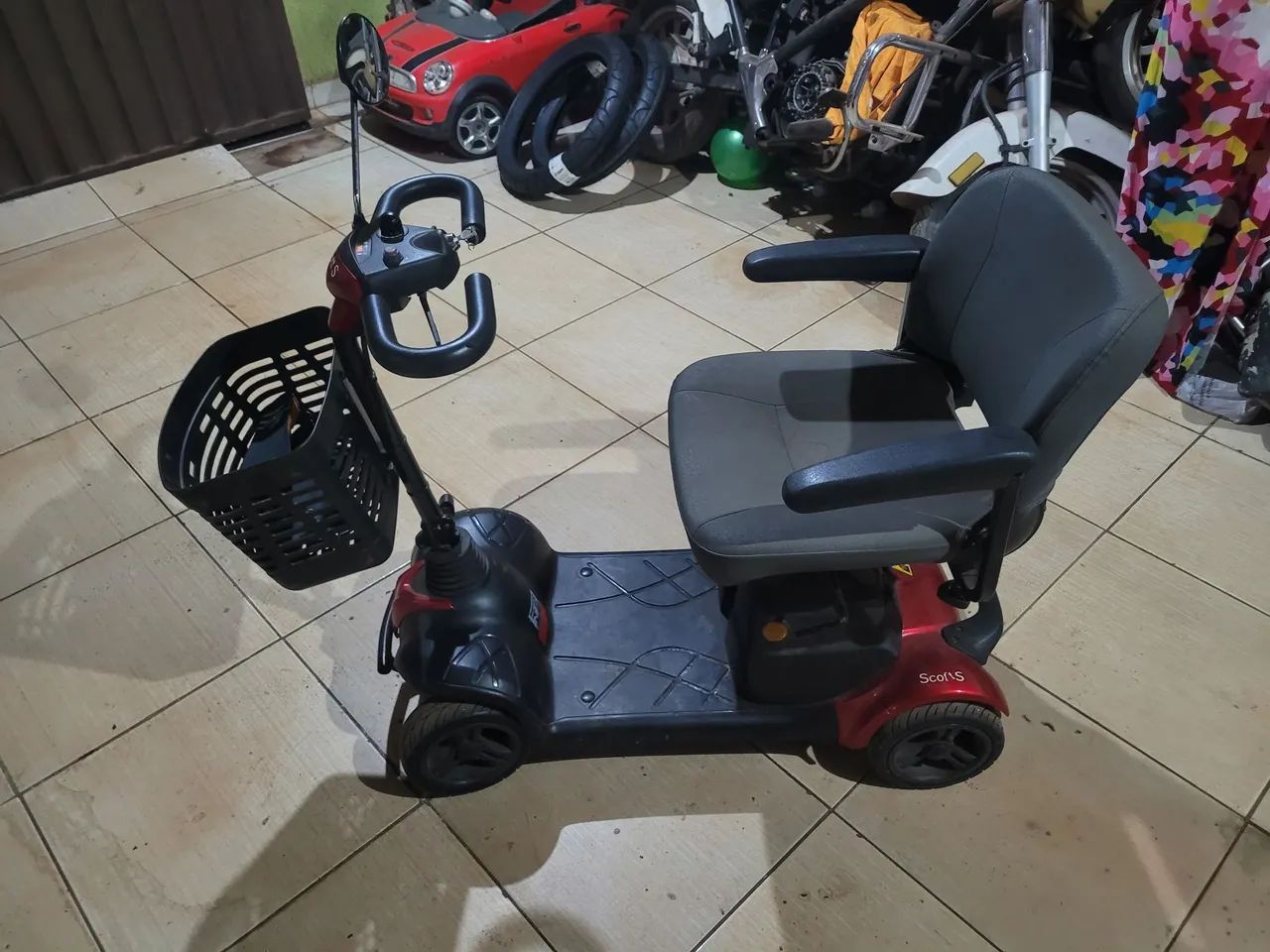 Cadeira / carrinho de rodas eletrica Scott S 1