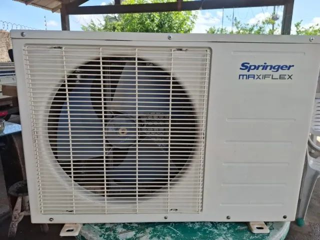 Central de Ar Springer 12000 BTUS