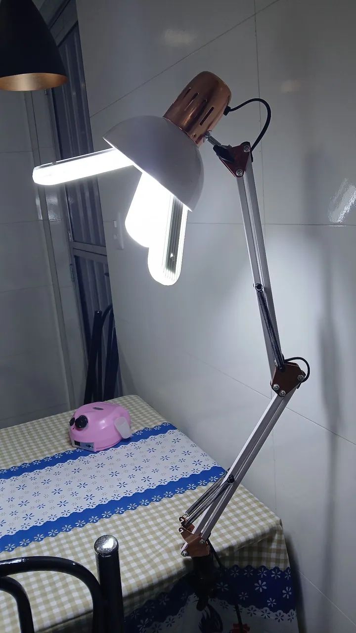 Luminária de mesa - Foto 2