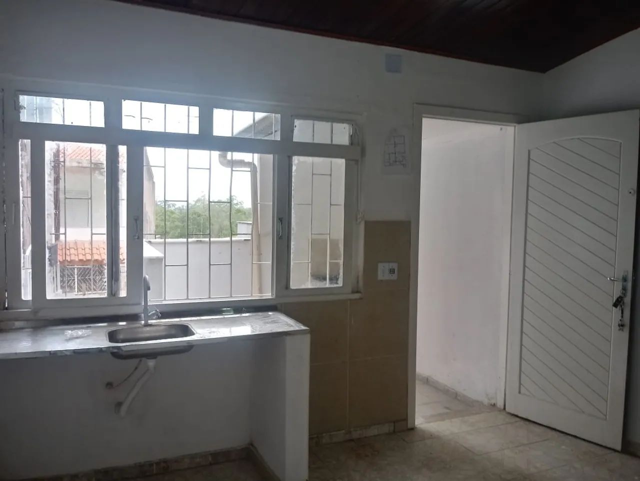 Imóvel  2 cômodos centro Itaquaquecetuba  - Foto 3