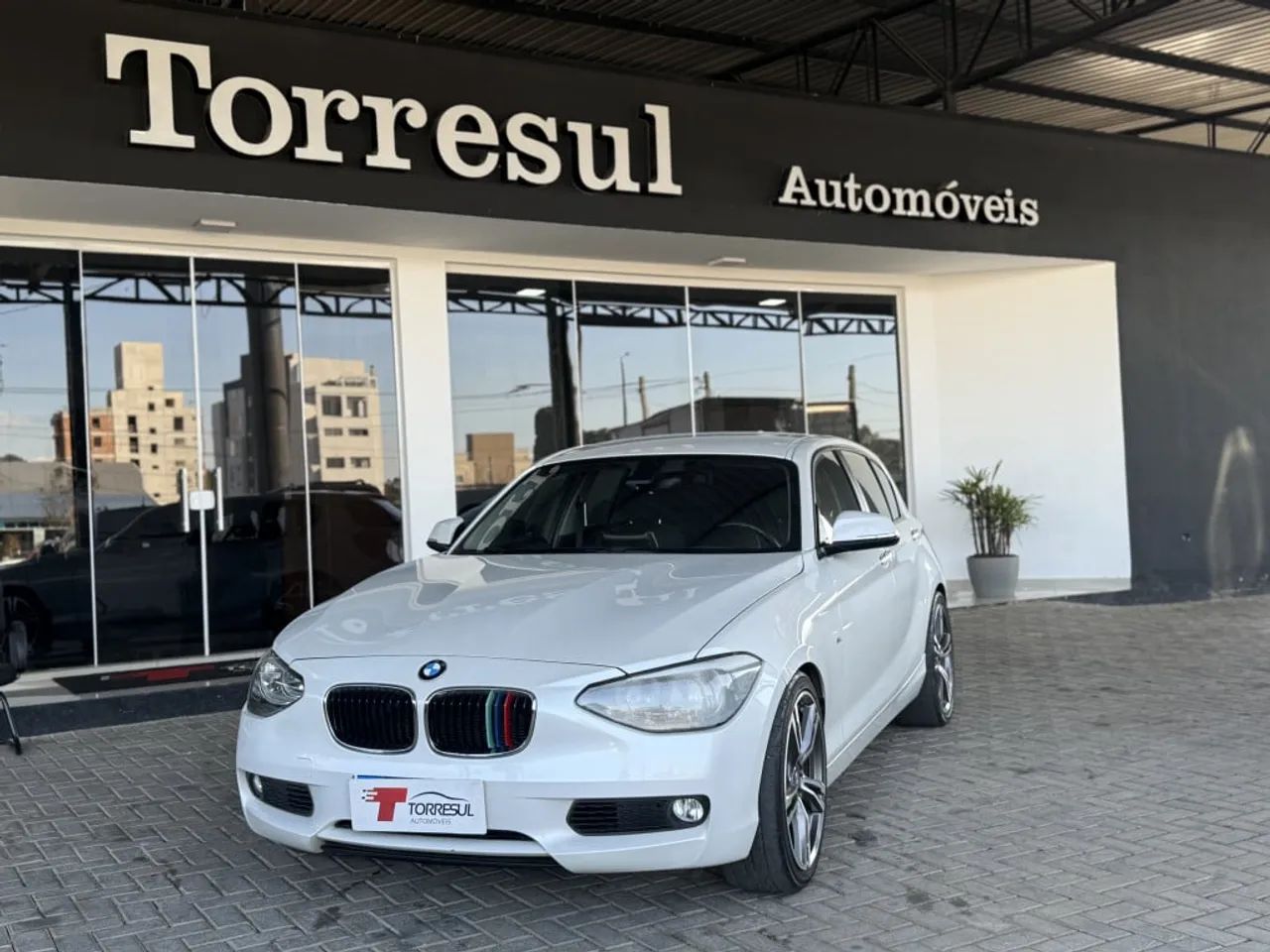 BMW 118IA Full 1.6 TB 16V 170cv 5P 2014