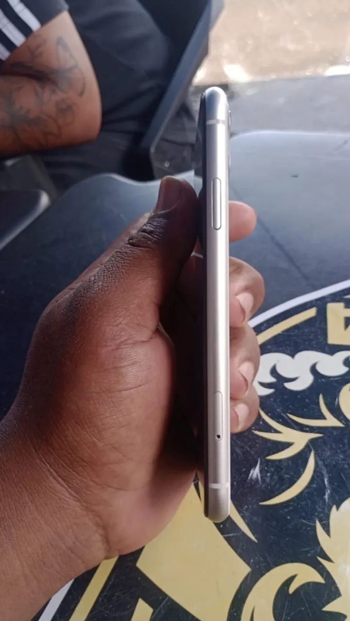 iPhone 11   R$650 - Foto 3