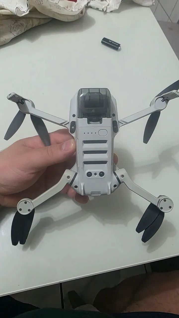 Mavic mini Fly more Combo 3 baterias com protetor de hélices na Caixa  - Foto 3
