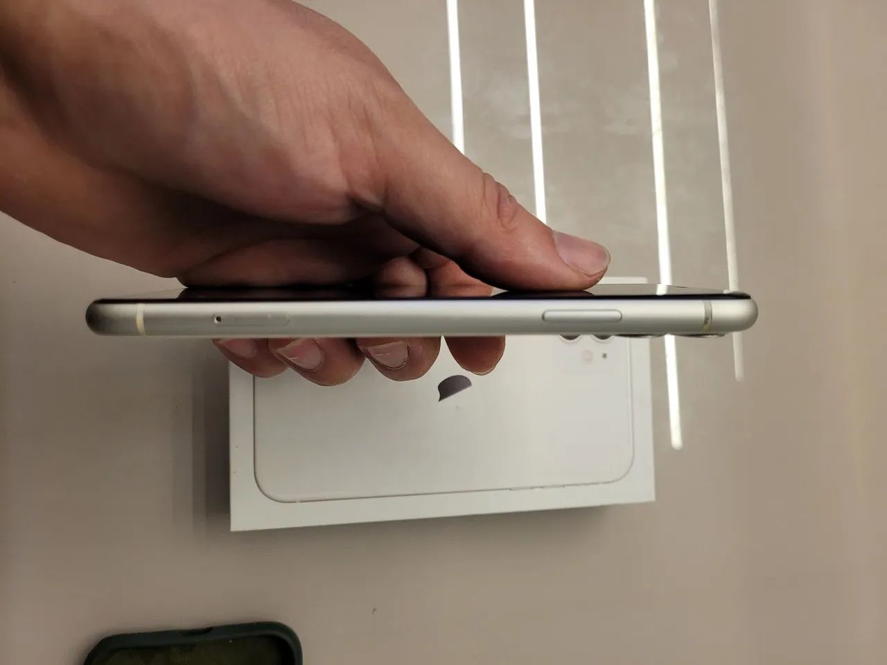 Iphone 11 64gb Branco - Foto 5