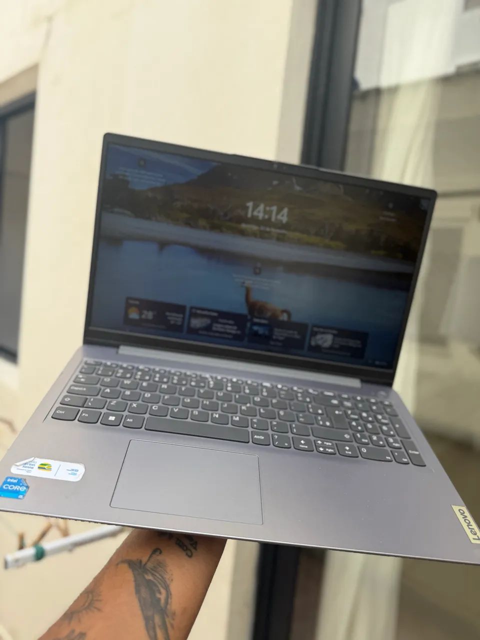 Notbook Lenovo i5 W11 - Foto 2